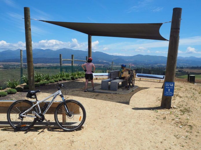 Tasman Great Taste Trail Tasman View 2